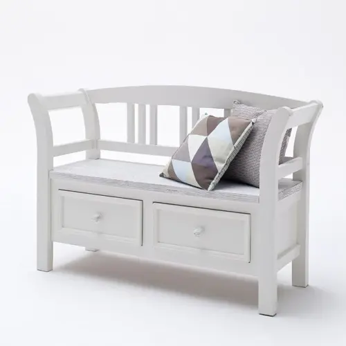 مقعد ليندسي الأنيق مع خزانة لتخزين الأحذية يوفر لك راحة الجلوس وتنظيم المساحة في آن واحد. تصميمه العصري يناسب مختلف المساحات ويعزز من تنظيم الأحذية مع لمسة جمالية للمدخل أو غرفة النوم