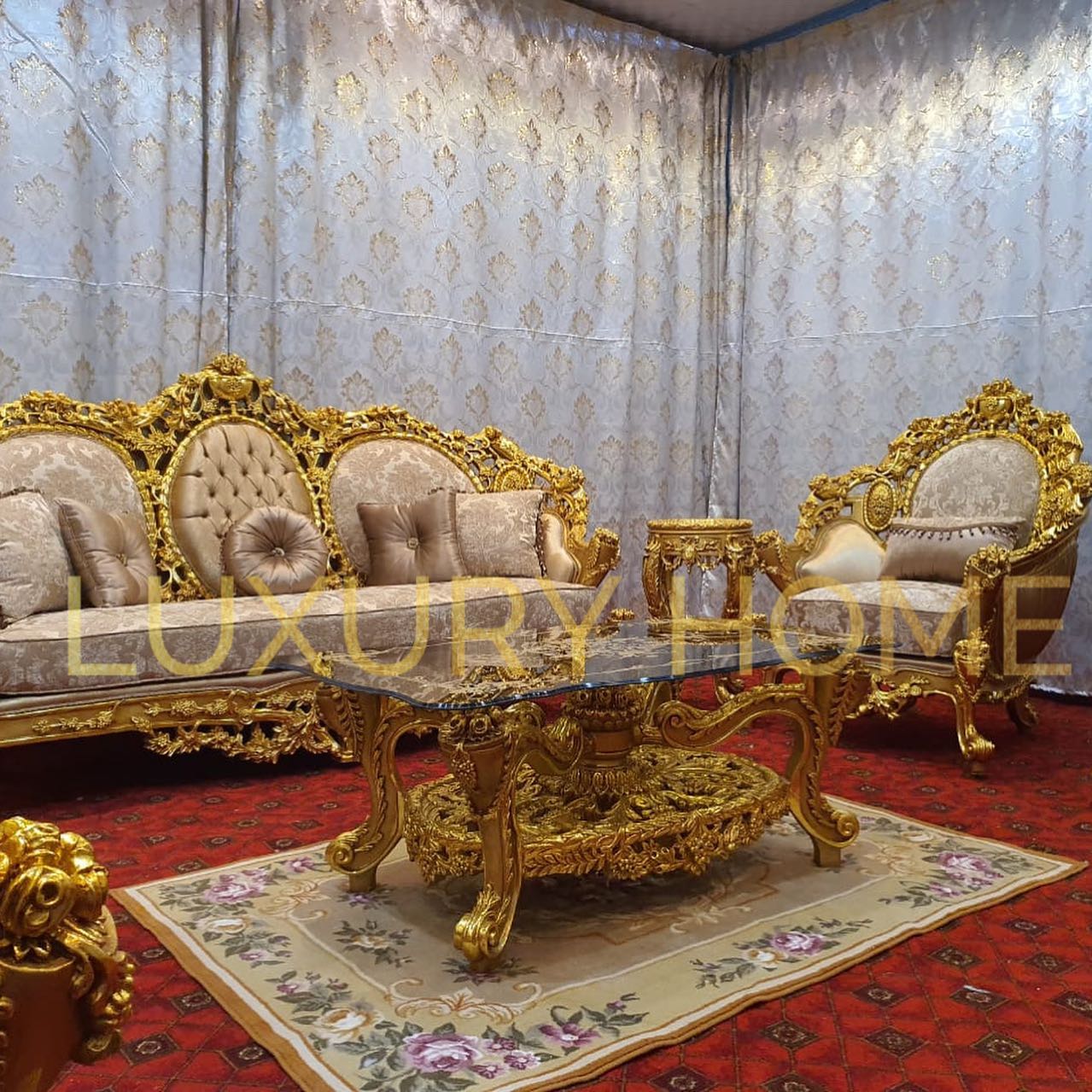 Noble-Heritage-Salon.jpg Noble Heritage Sofa - الصورة 1